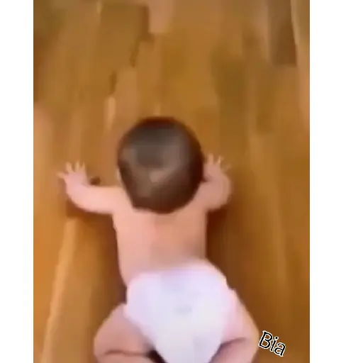 Figurinha: Bebê engatinhando
