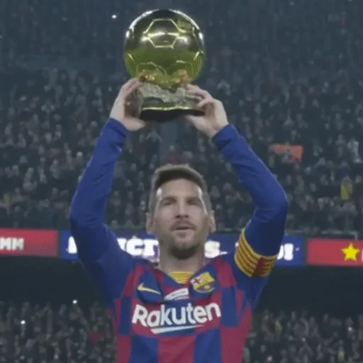 Figurinha: Messi com a Bola de Ouro