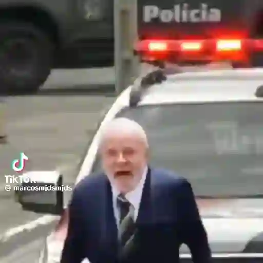 Figurinha: Lula Assustado com a Polícia