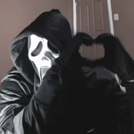 Figurinha: Ghostface fazendo coração