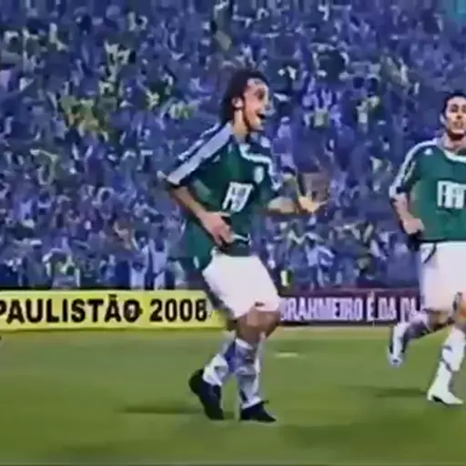 Figurinha: Jogador comemora gol
