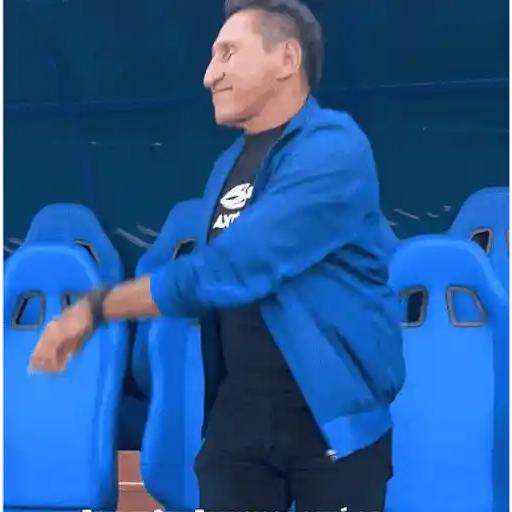 Figurinha: Treinador comemorando