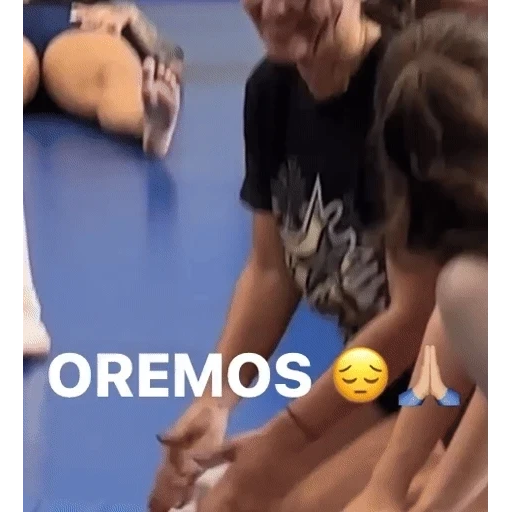 Figurinha: Oremos