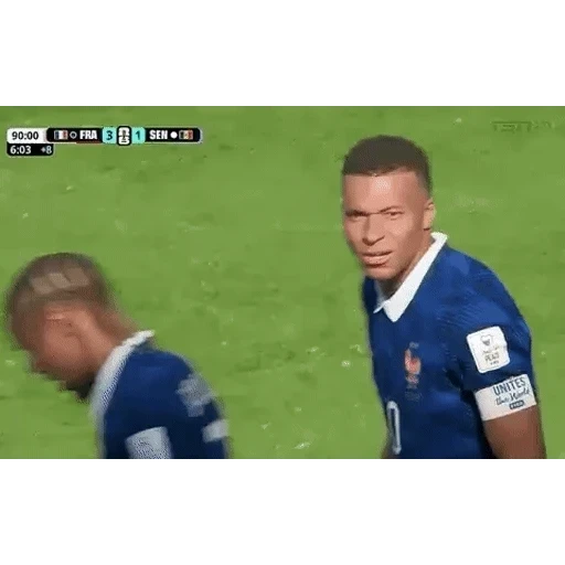 Figurinha: Mbappé comemorando