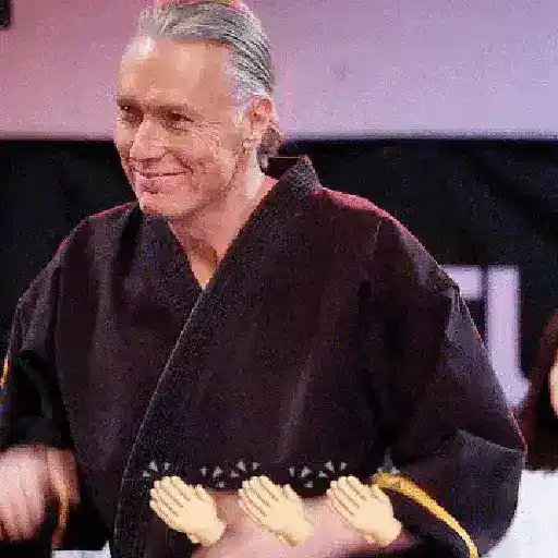Figurinha: Terry Silver Aplaudindo