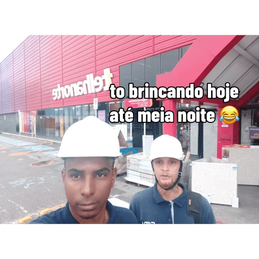 Figurinha: To brincando hoje até meia noite