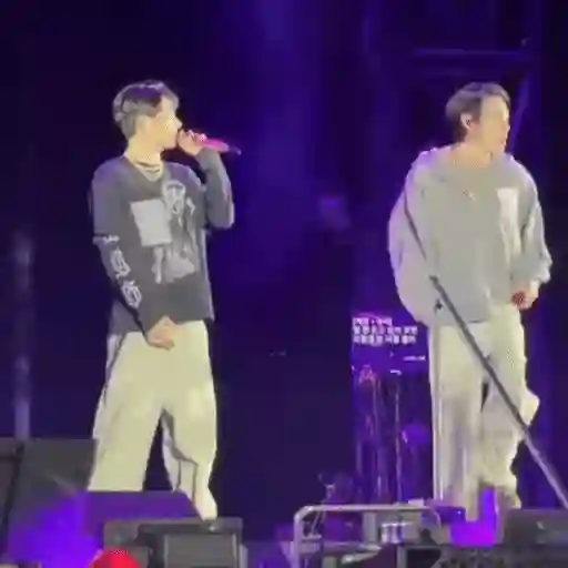Figurinha: BTS Show ao Vivo