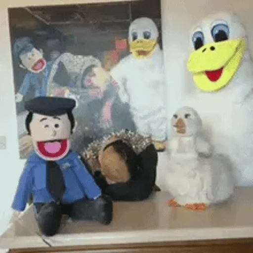 Figurinha: Bonecos e Patos