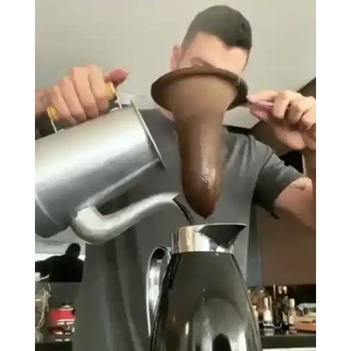 Figurinha: Passando aquele cafezinho