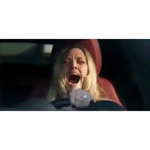 Figurinha: Amanda Seyfried em desespero