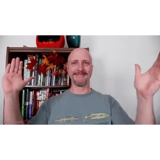 Figurinha: Nostalgia Critic Aplaudindo