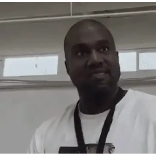 Figurinha: Kanye West bebendo café