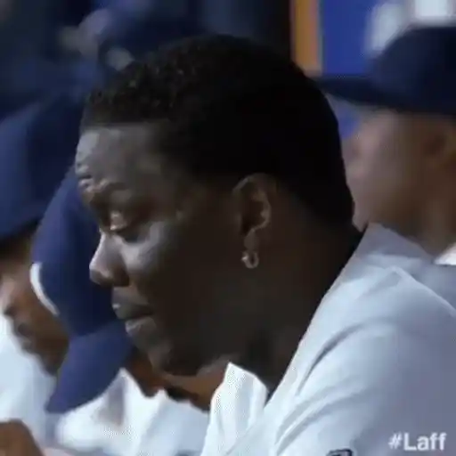 Figurinha: Bernie Mac pensativo
