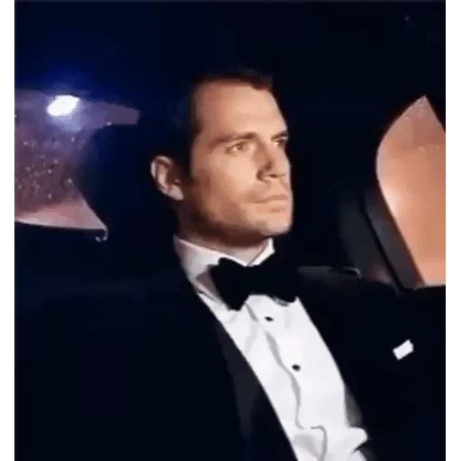Figurinha: Henry Cavill e a notificação