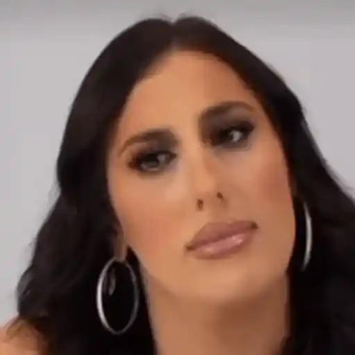 Figurinha: Mulher revirando os olhos