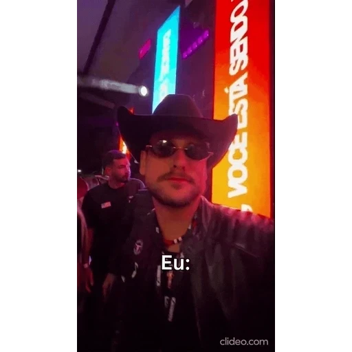 Figurinha: Eu na balada
